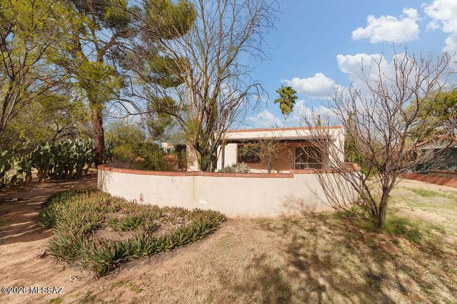 415 S Vista Del Rio, Green Valley, AZ 85614