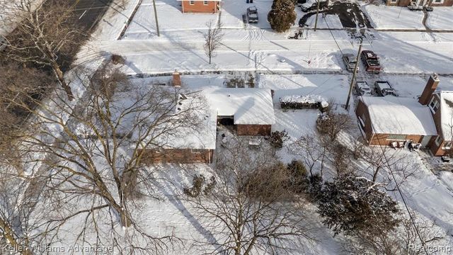 26709 5 Mile Road, Redford, MI 48239