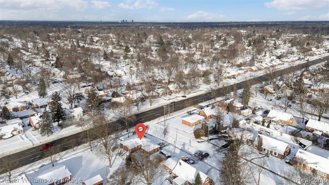 26709 5 Mile Road, Redford, MI 48239