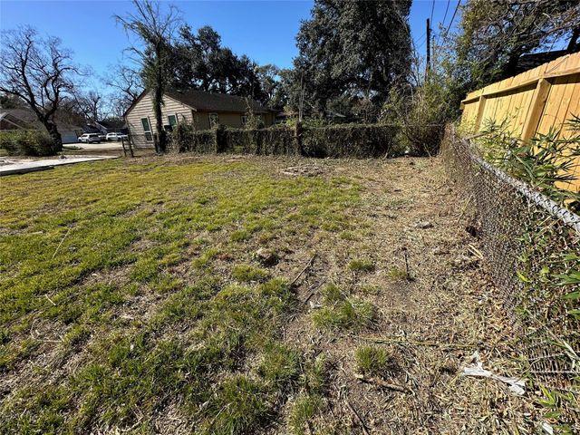 3919 Zephyr Street, Houston, TX 77021