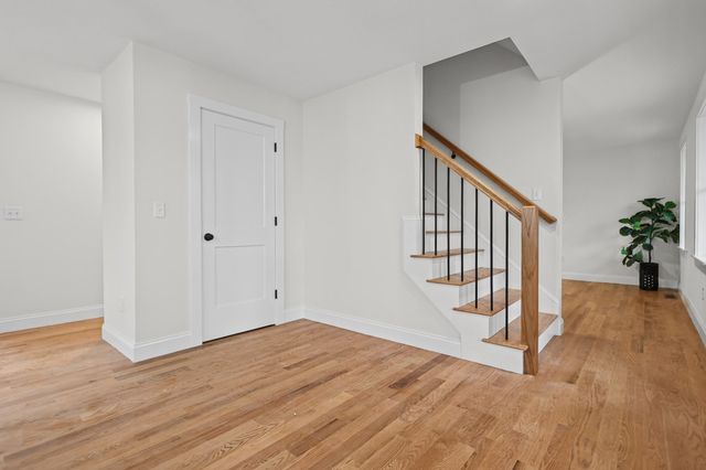 11 Bennington, Haverhill, MA 01832