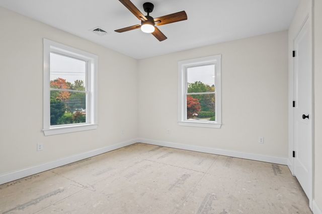 11 Bennington, Haverhill, MA 01832