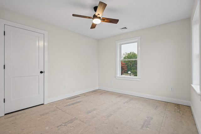 11 Bennington, Haverhill, MA 01832