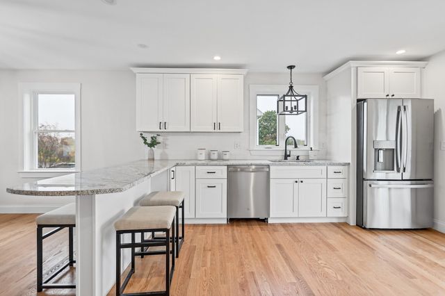 11 Bennington, Haverhill, MA 01832
