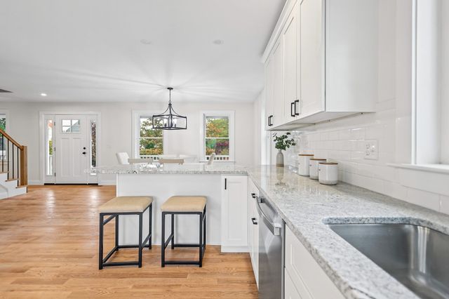 11 Bennington, Haverhill, MA 01832