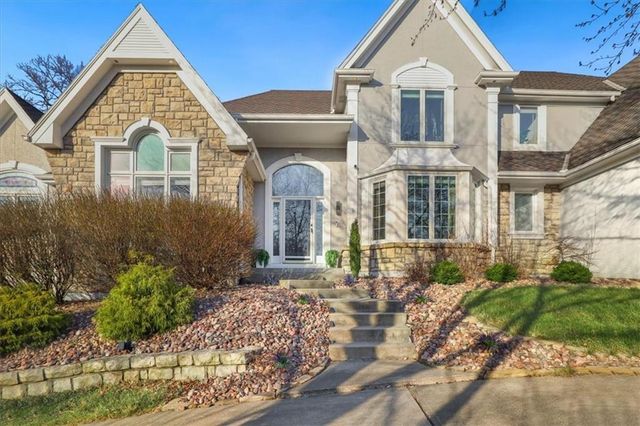 5929 N Mattox Road, Kansas City, MO 64151