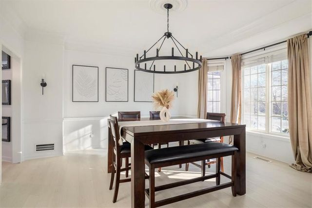 5929 N Mattox Road, Kansas City, MO 64151