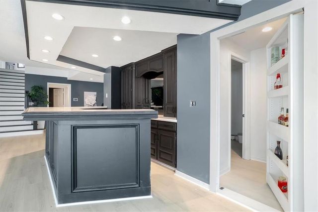 5929 N Mattox Road, Kansas City, MO 64151