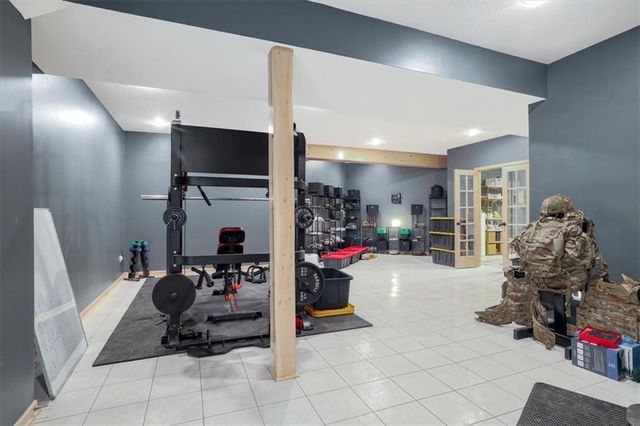 5929 N Mattox Road, Kansas City, MO 64151