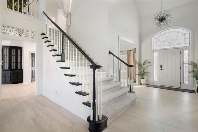 5929 N Mattox Road, Kansas City, MO 64151