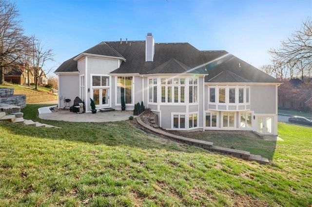 5929 N Mattox Road, Kansas City, MO 64151