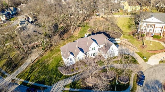 5929 N Mattox Road, Kansas City, MO 64151