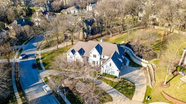 5929 N Mattox Road, Kansas City, MO 64151