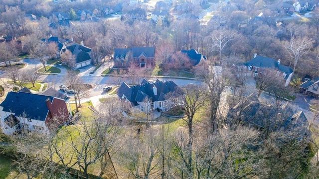 5929 N Mattox Road, Kansas City, MO 64151