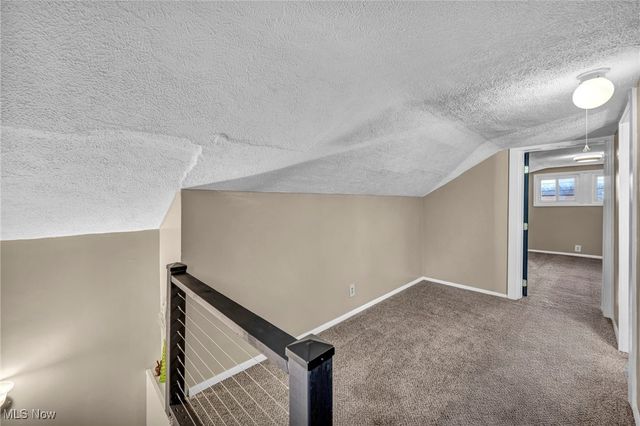 1527 Main Street, Cuyahoga Falls, OH 44221