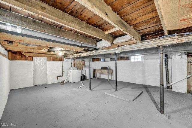 1527 Main Street, Cuyahoga Falls, OH 44221