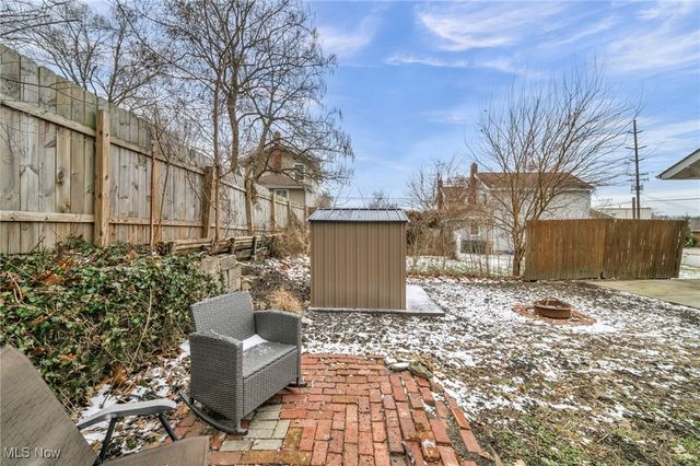 1527 Main Street, Cuyahoga Falls, OH 44221