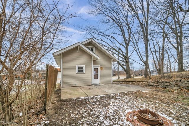 1527 Main Street, Cuyahoga Falls, OH 44221