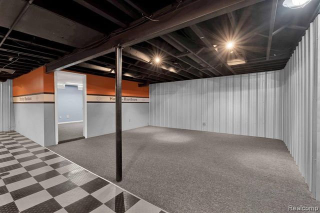 32930 Coventry Place, Warren, MI 48093