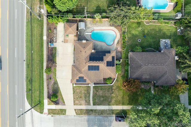 32930 Coventry Place, Warren, MI 48093