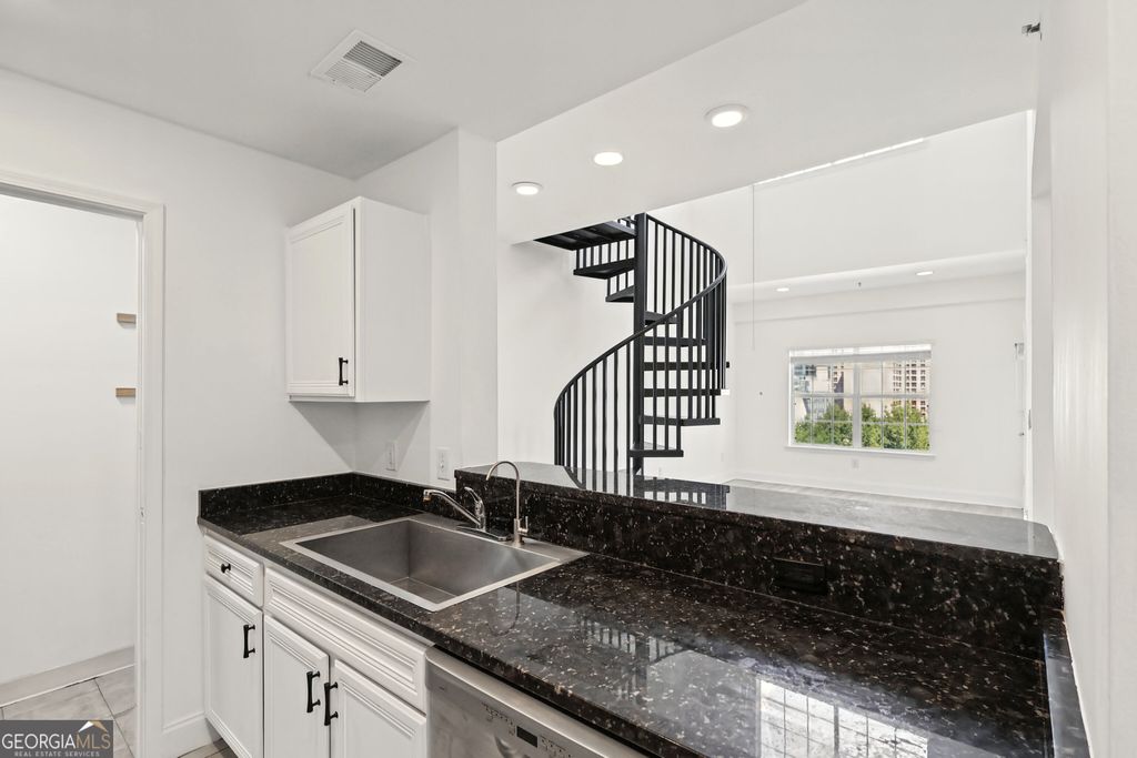 1075 Peachtree Walk NE A517, Atlanta, GA 30309 — photo 5