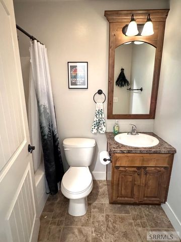 3937 E 172 N, Rigby, ID 83442