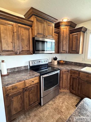 3937 E 172 N, Rigby, ID 83442