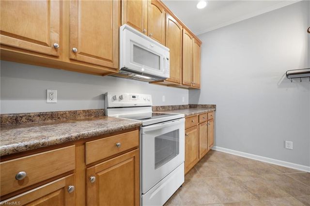 375 Northbridge Drive, High Point, NC 27265