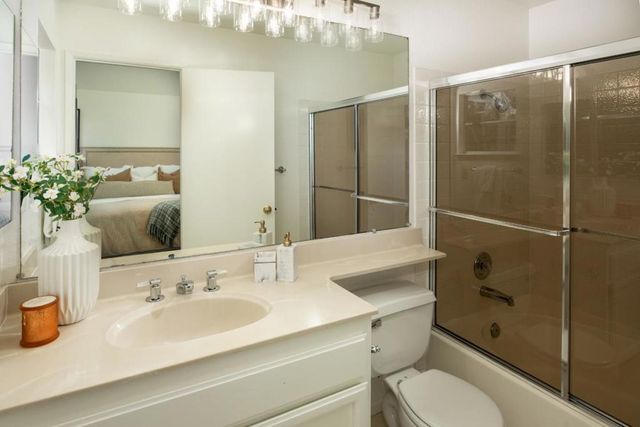 426 Hillwood Court 303, Mountain View, CA 94040