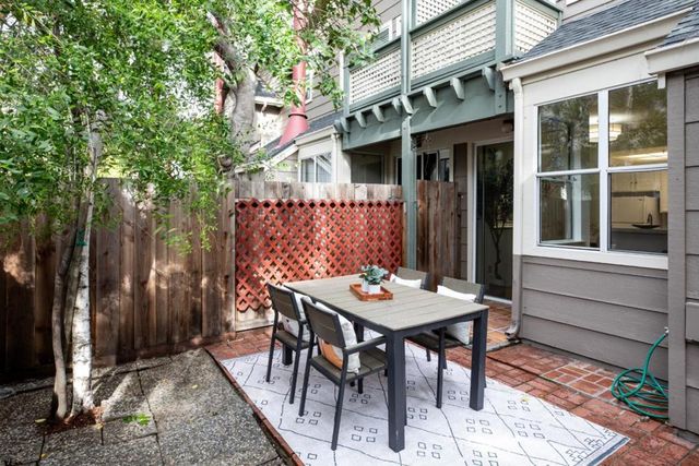 426 Hillwood Court 303, Mountain View, CA 94040