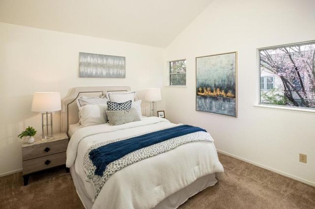 426 Hillwood Court 303, Mountain View, CA 94040