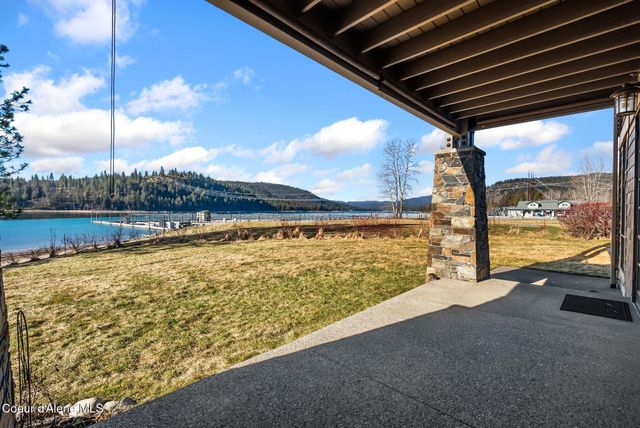 651 Dover Bay Parkway, 102, Dover, ID 83825