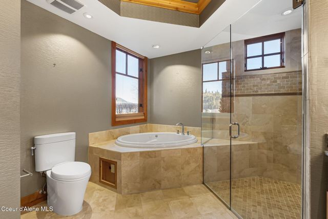 651 Dover Bay Parkway, 102, Dover, ID 83825