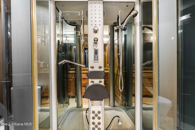 651 Dover Bay Parkway, 102, Dover, ID 83825