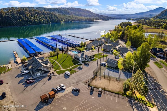 651 Dover Bay Parkway, 102, Dover, ID 83825