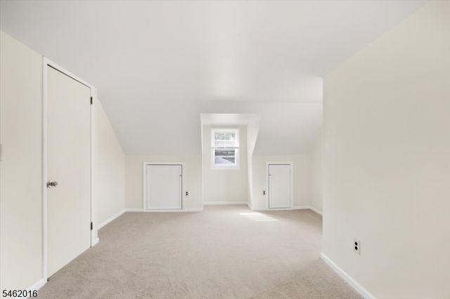 16 Sandra Ln, Randolph Twp., NJ 07869