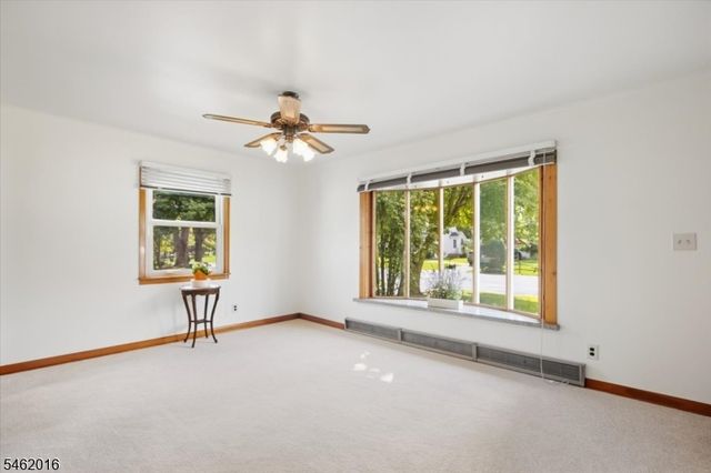 16 Sandra Ln, Randolph Twp., NJ 07869