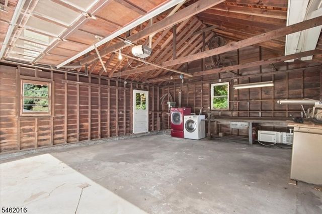 16 Sandra Ln, Randolph Twp., NJ 07869