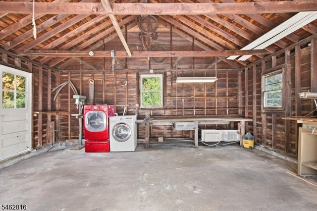 16 Sandra Ln, Randolph Twp., NJ 07869