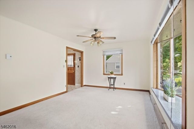 16 Sandra Ln, Randolph Twp., NJ 07869
