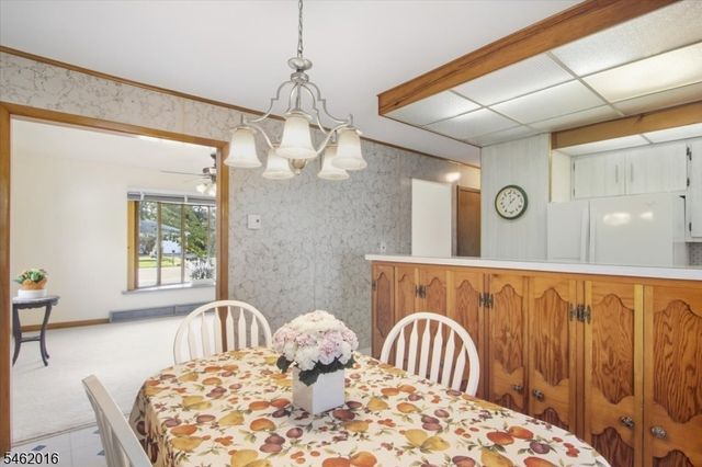 16 Sandra Ln, Randolph Twp., NJ 07869