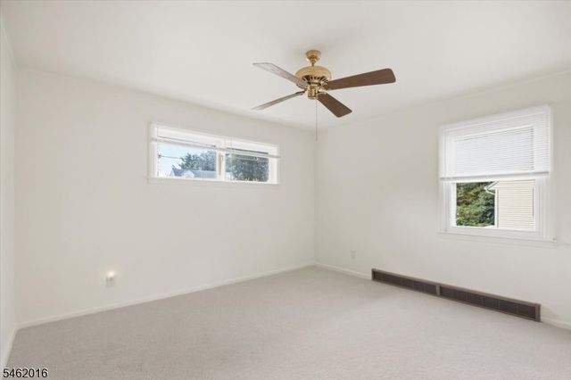 16 Sandra Ln, Randolph Twp., NJ 07869