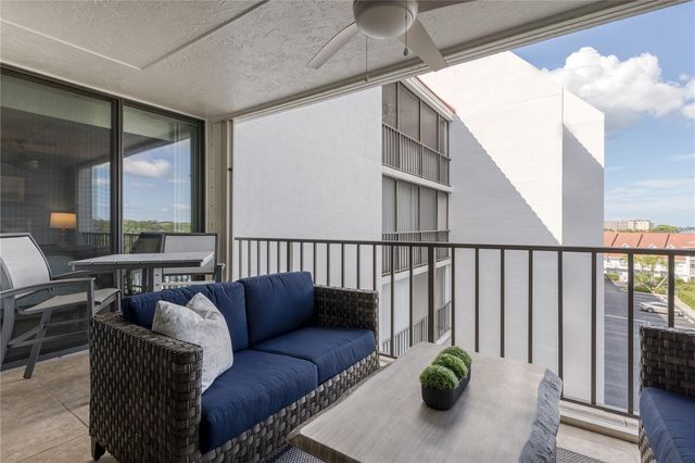 19111 VISTA BAY DRIVE 510, Indian Shores, FL 33785