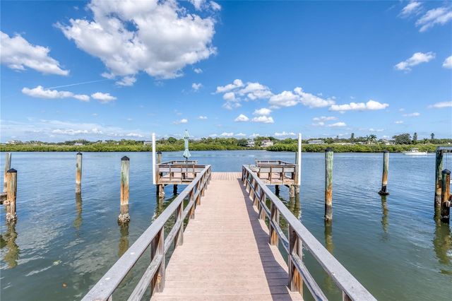 19111 VISTA BAY DRIVE 510, Indian Shores, FL 33785