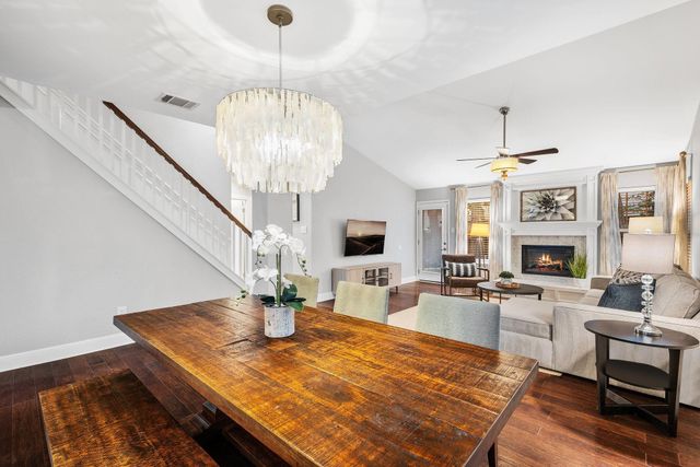 7601 Dallas DR, Austin, TX 78729