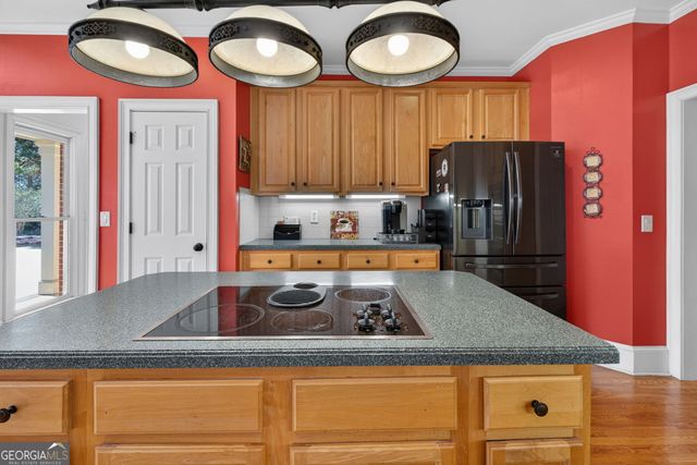 1009 Lyndhurst Way SE, Conyers, GA 30013