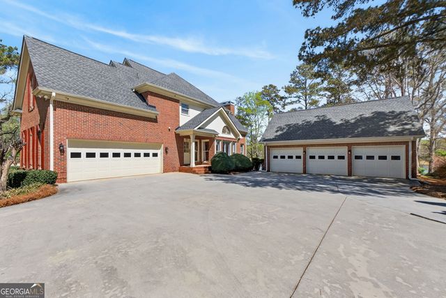 1009 Lyndhurst Way SE, Conyers, GA 30013