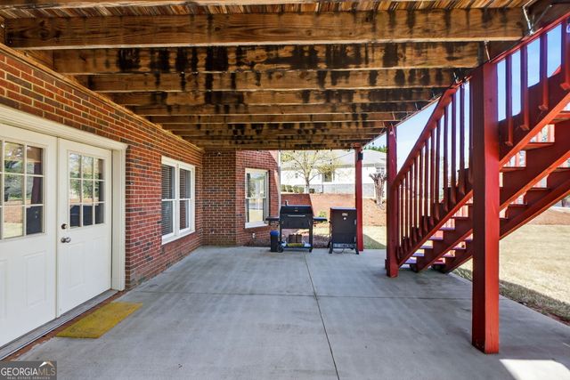 1009 Lyndhurst Way SE, Conyers, GA 30013
