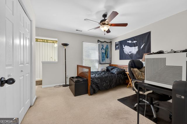 1009 Lyndhurst Way SE, Conyers, GA 30013