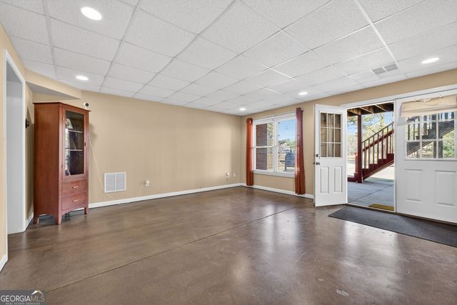 1009 Lyndhurst Way SE, Conyers, GA 30013